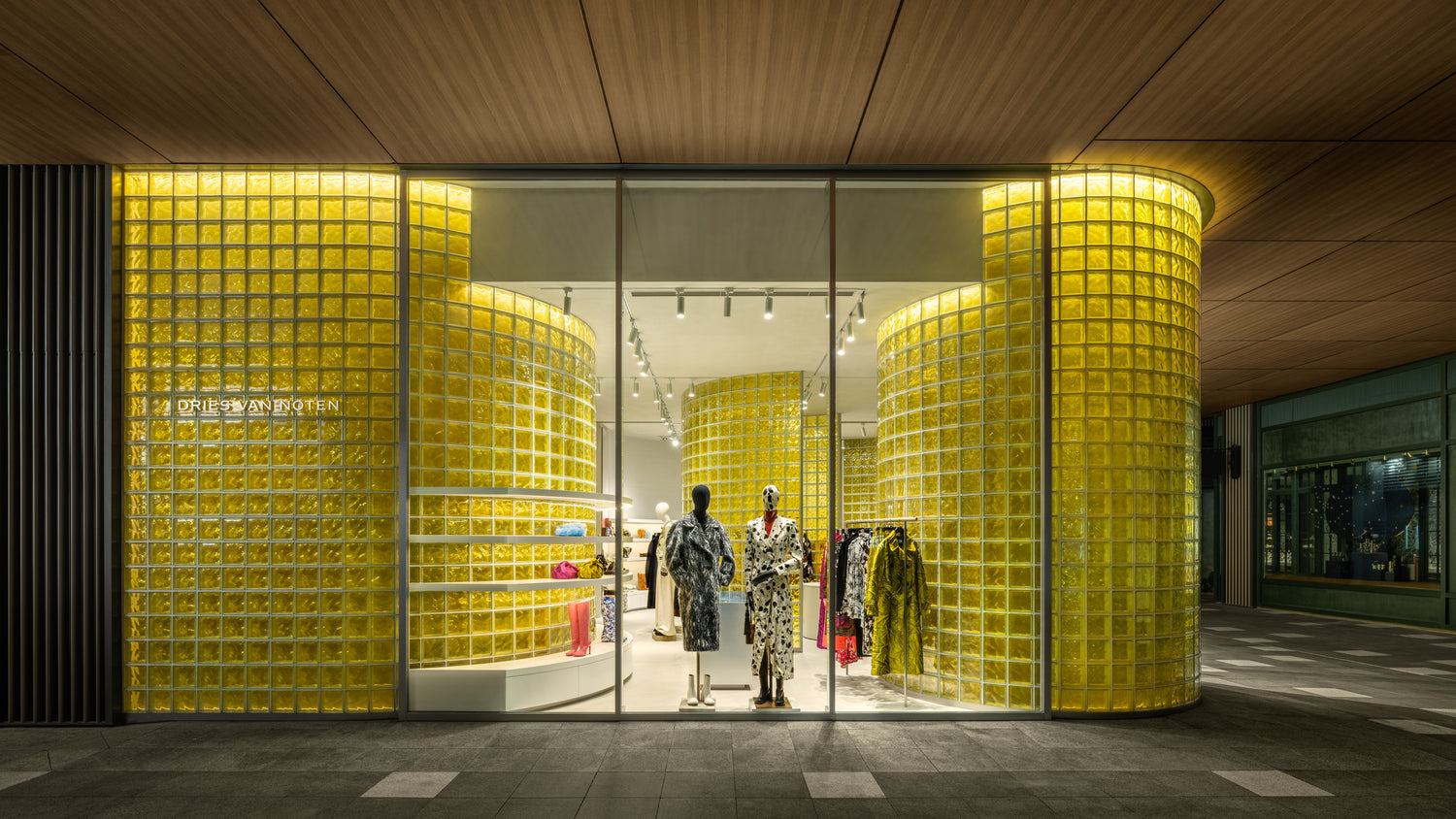 Dries Van Noten chengdu boutique