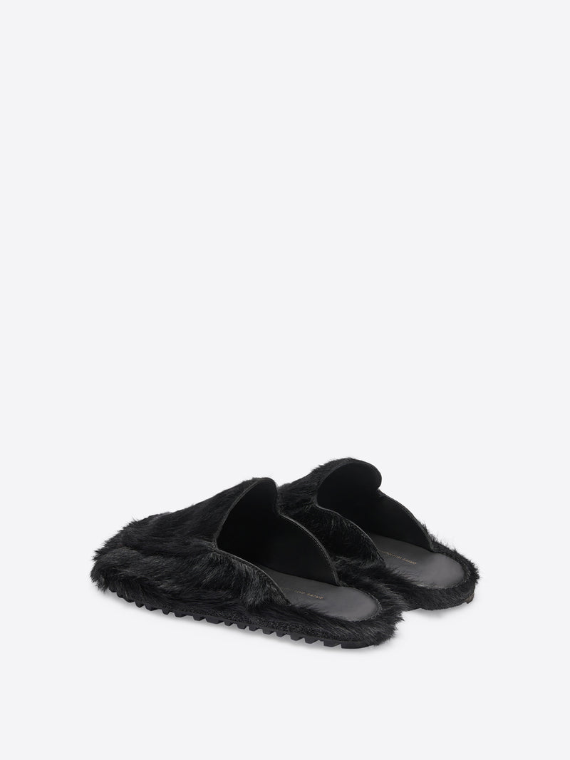 Sliders in <br>leather-trimmed calf hair