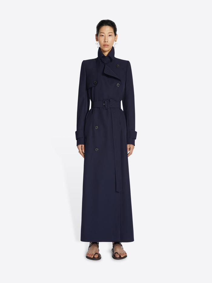 Fitted trench coat