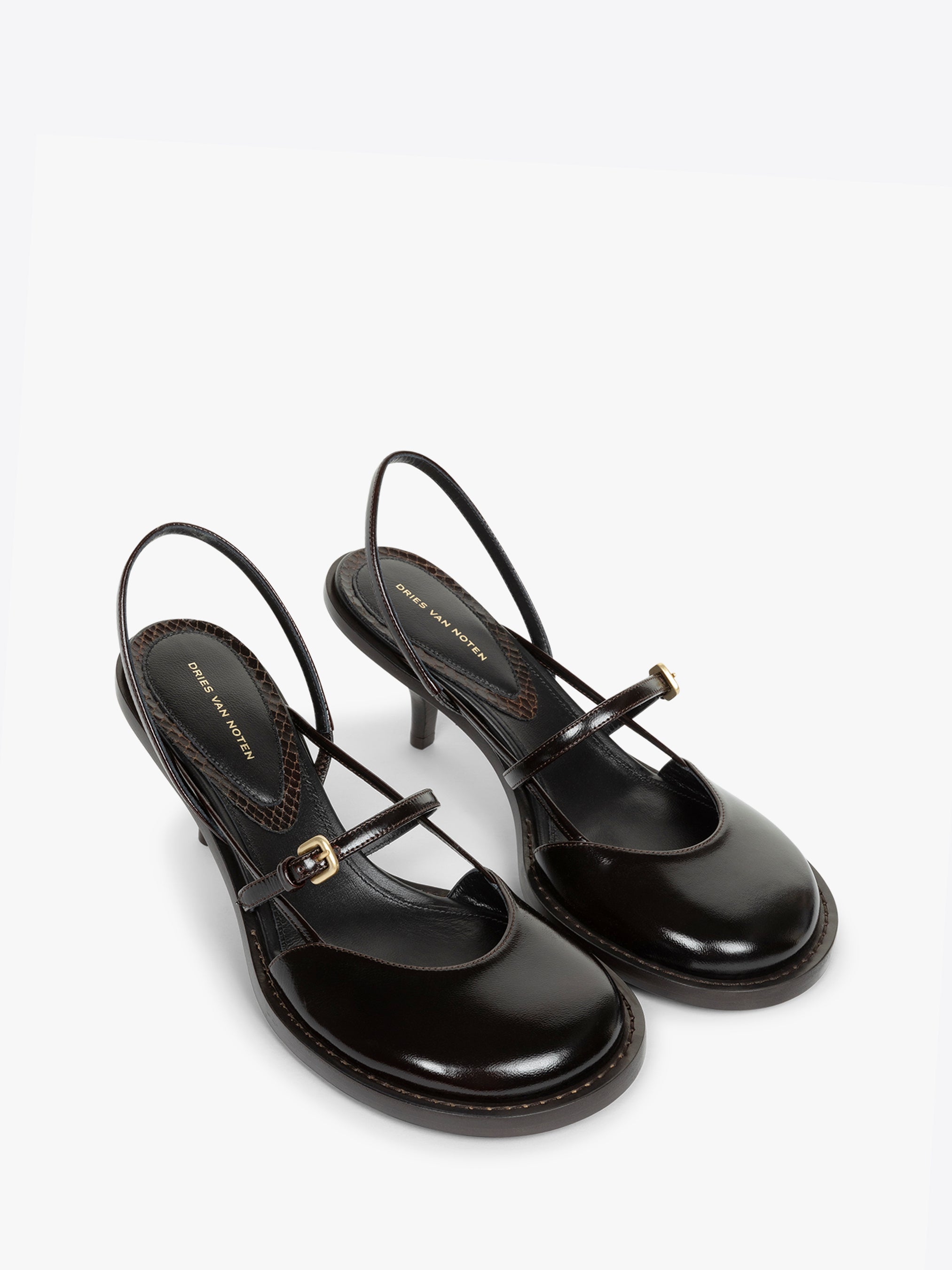 美品⭐︎DIES VAN NOTEN ブラック フラットパンプス 美品⭐︎DIES VAN NOTEN ブラック フラットパンプス