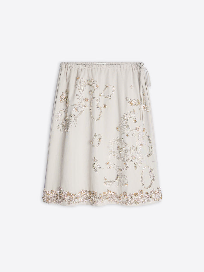 White skirt with floral embroidery on a white background - Dries Van Noten