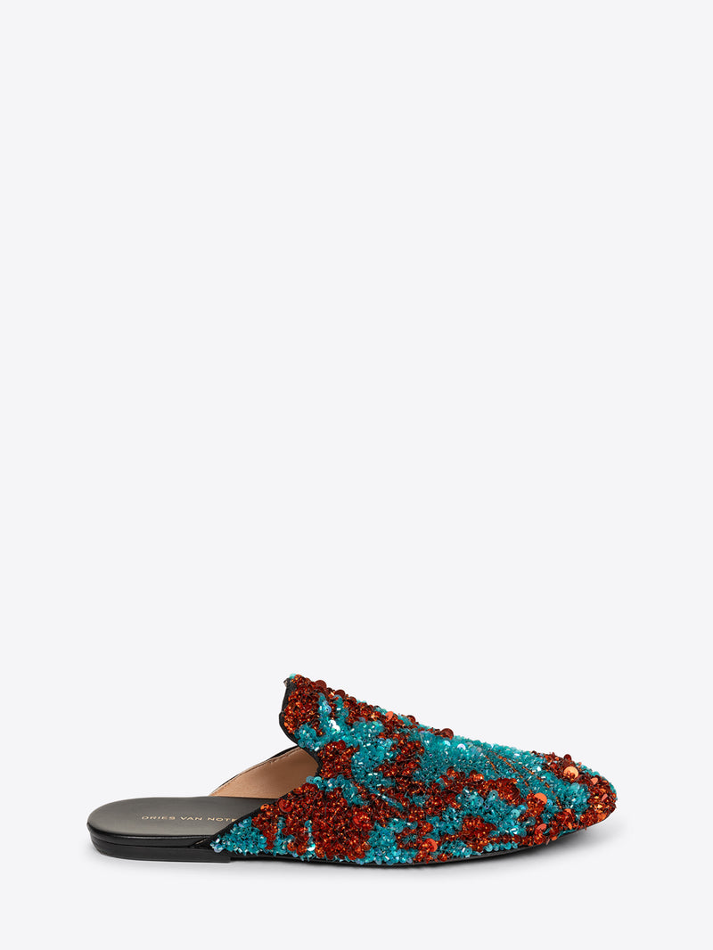 Decorative slipper with blue and red embellishments on a white background - Dries Van Noten