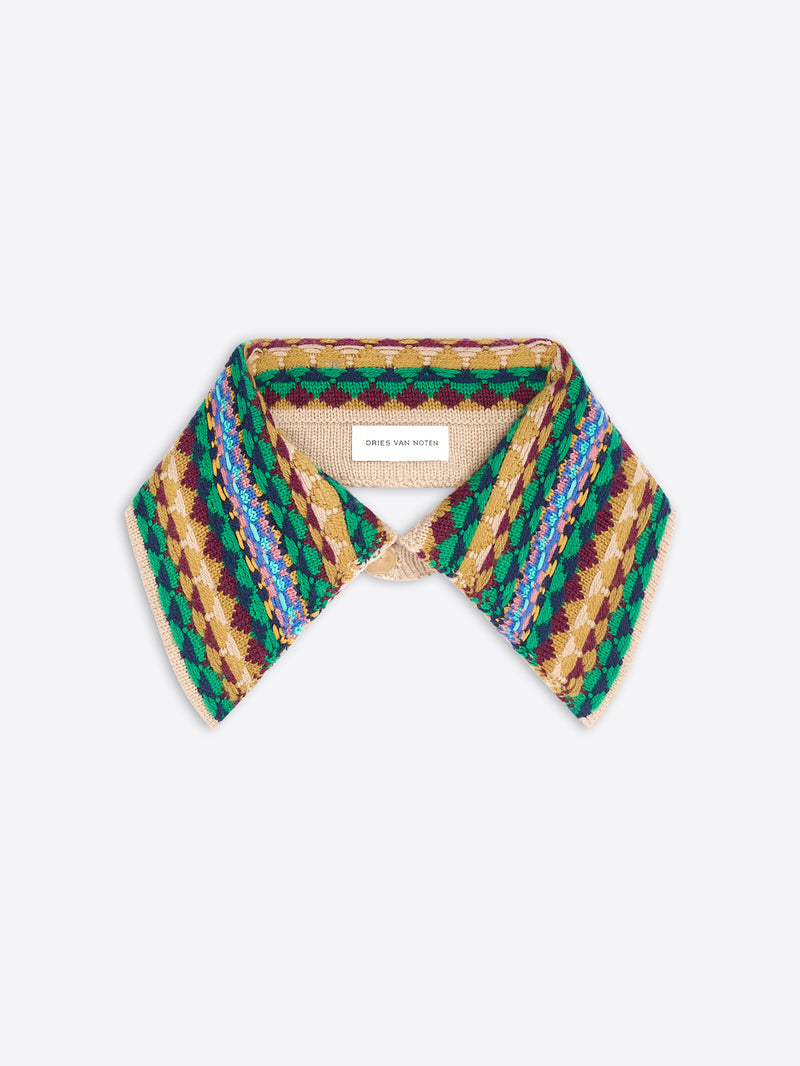 A knit collar with a colorful geometric pattern on a light gray background.