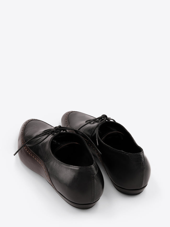 Leather brogues