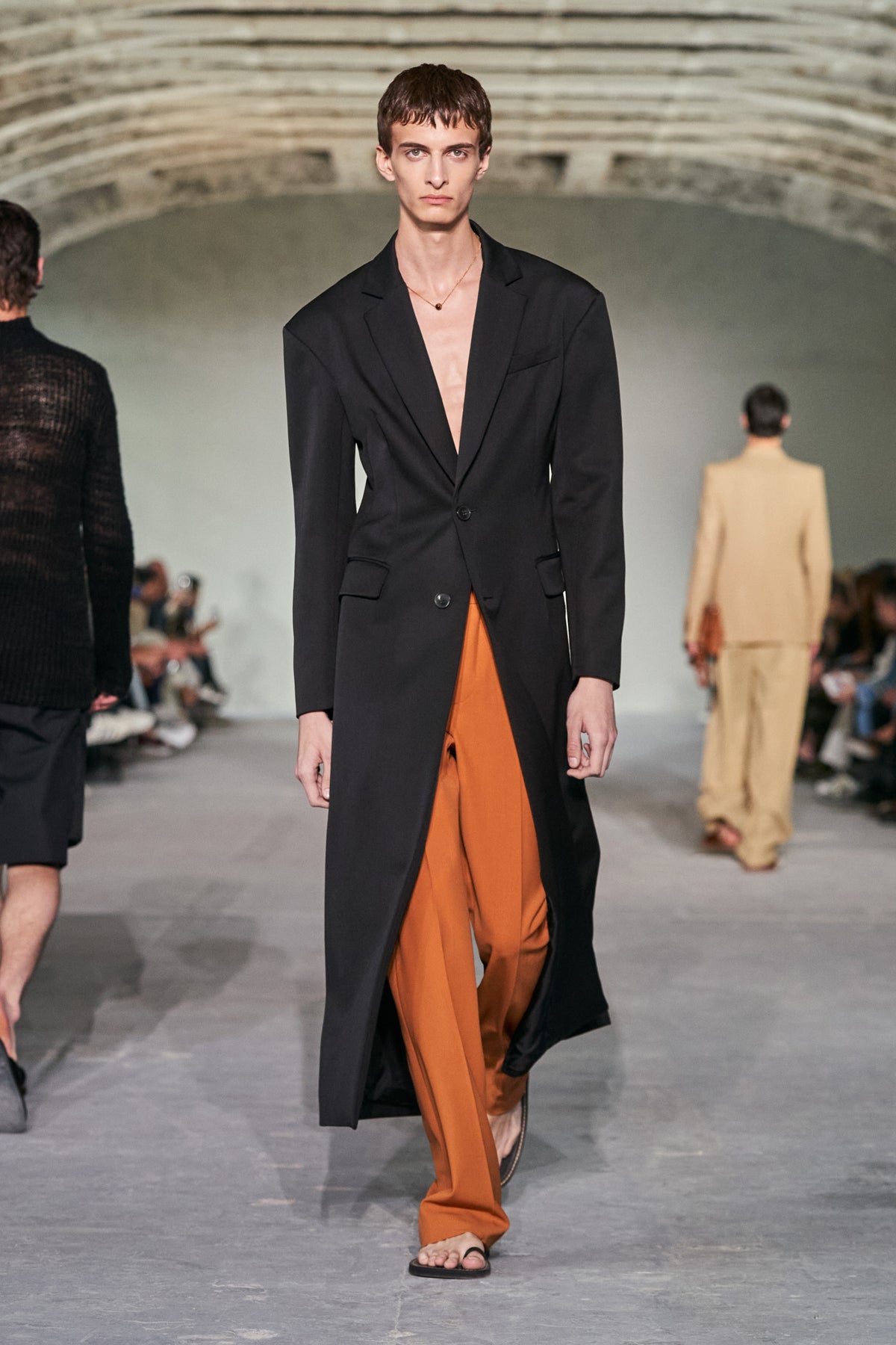 SS 24 メンズを表示 | Dries Van Noten