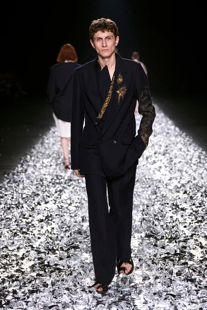 Show SS 25 Men | Dries Van Noten Show SS 25 Men | Dries Van Noten