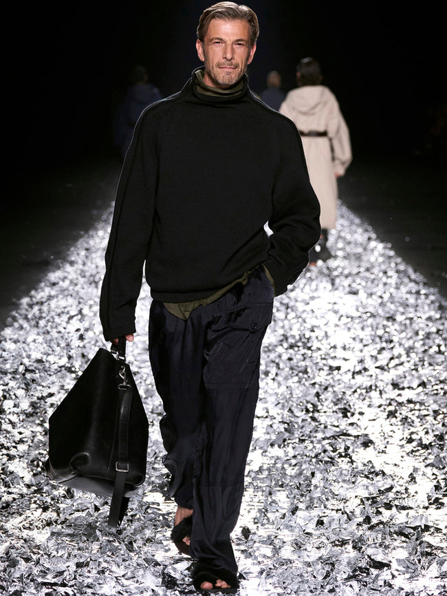 Dries Van Noten Men's Spring-Summer 2025 Runway