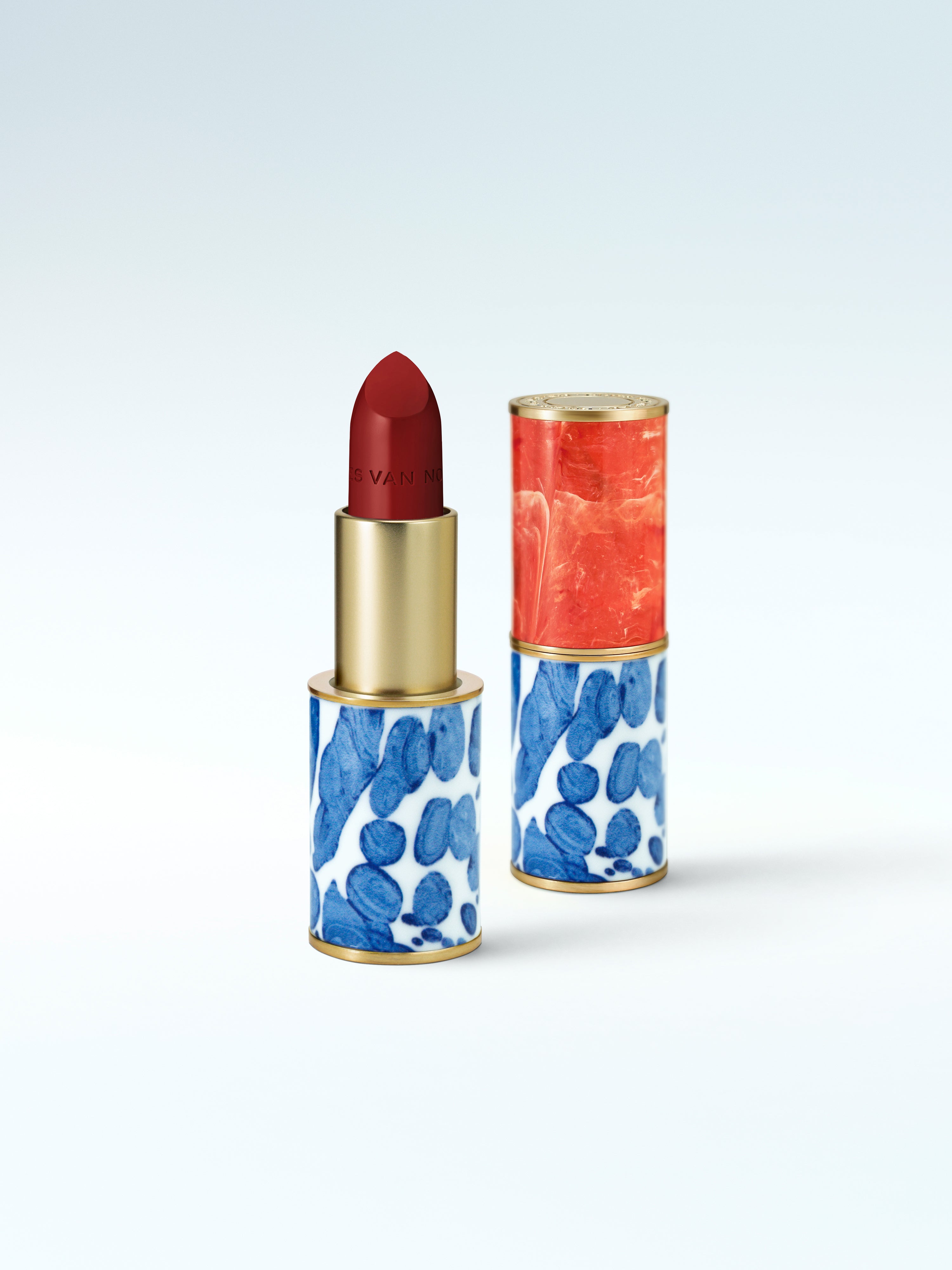 DUO_OPEN_07DVN_LIPSTICK_3-4_-