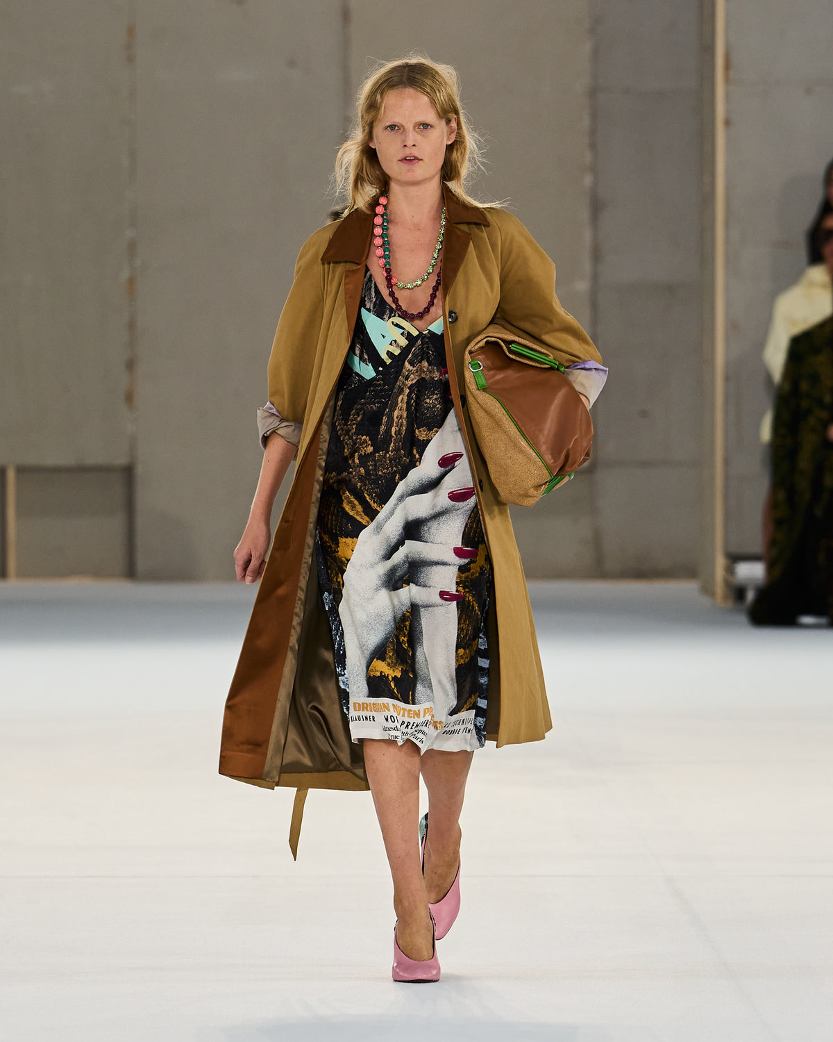 WOMEN SPRING SUMMER<br>2027