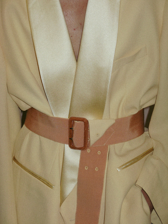 DÉTAILS