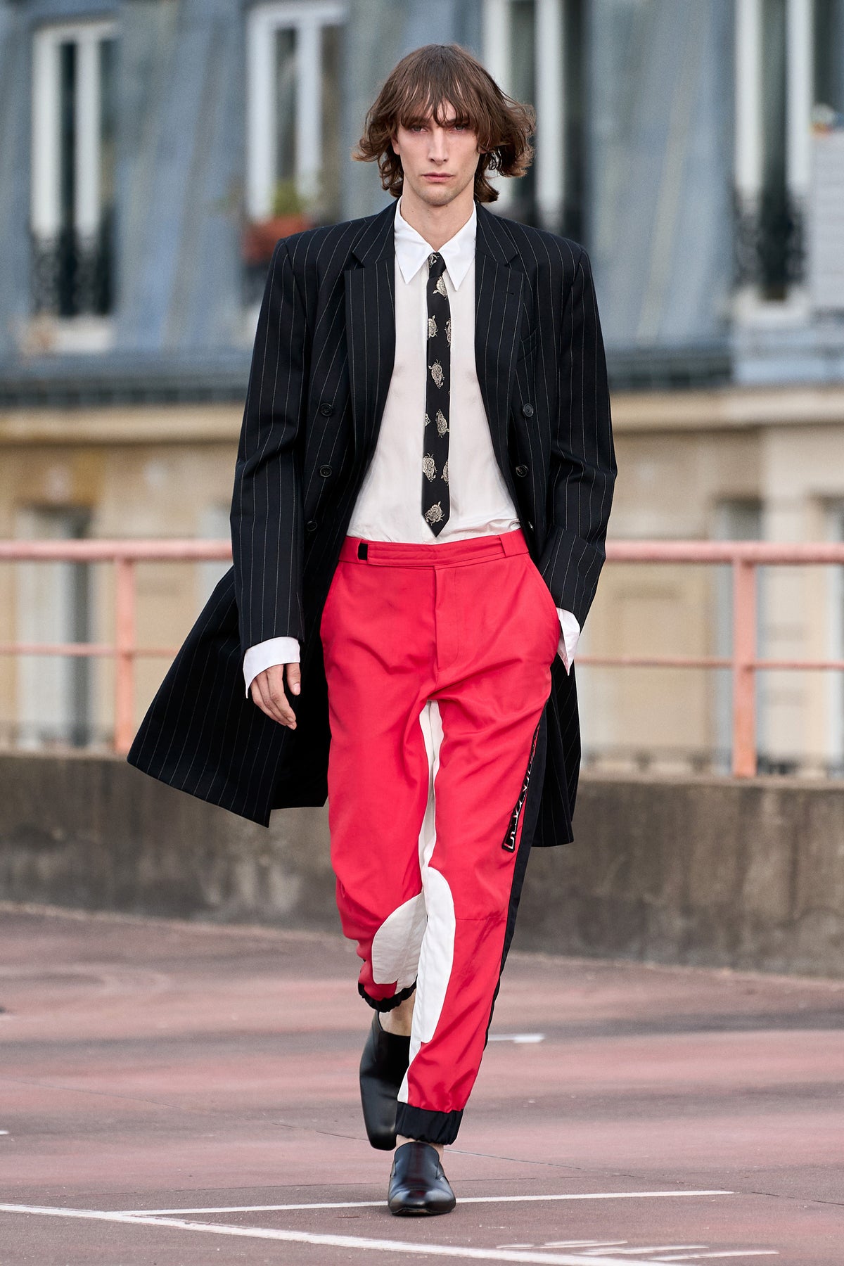 SS 23 メンズを表示 | Dries Van Noten